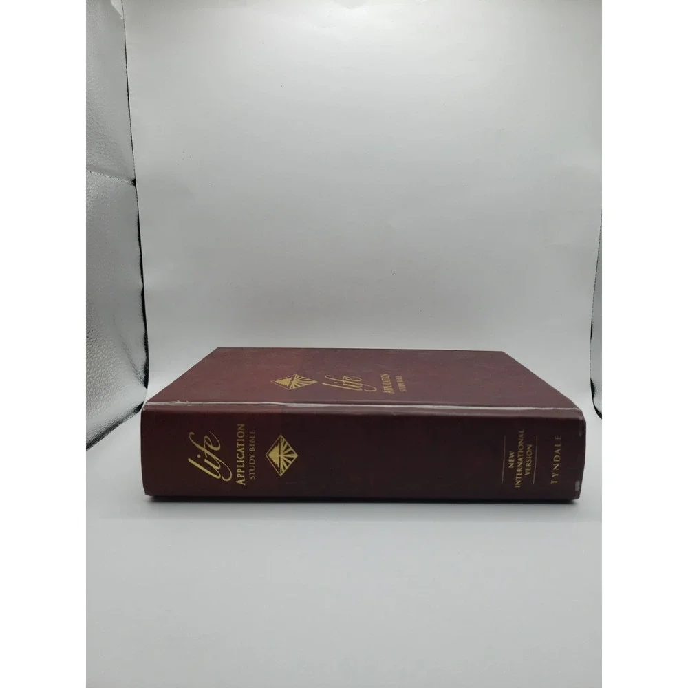 Life Application Study Bible New International Version Burgundy Hardcover‎
